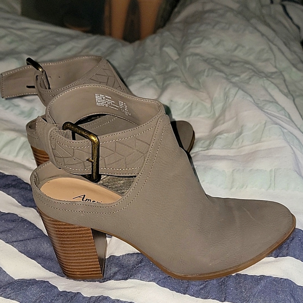 Gray open heel bootie